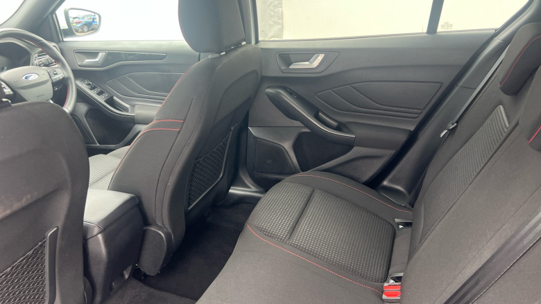 Ford Focus 1.0 EcoBoost ST-Line 5dr Petrol Hatchback